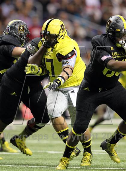 Thumbnail 3 in U.S. Army All-American Bowl photogallery.