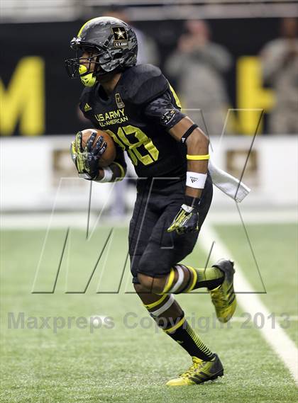 Thumbnail 2 in U.S. Army All-American Bowl photogallery.