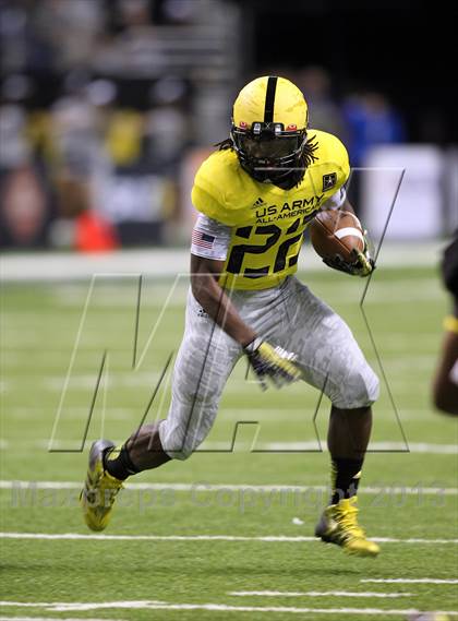 Thumbnail 1 in U.S. Army All-American Bowl photogallery.