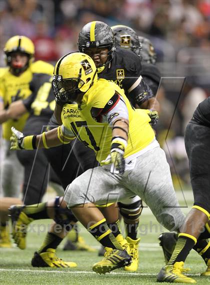Thumbnail 3 in U.S. Army All-American Bowl photogallery.
