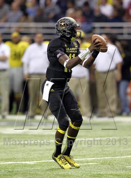 Thumbnail 2 in U.S. Army All-American Bowl photogallery.