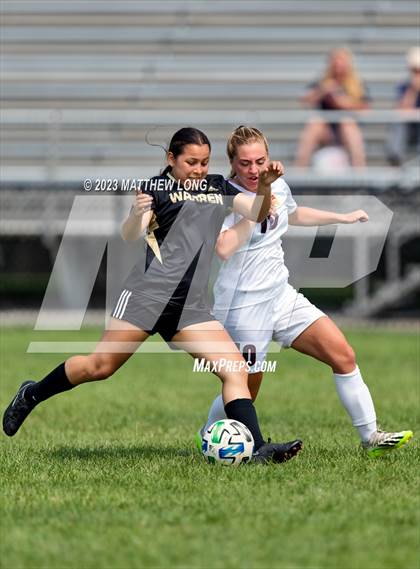 Thumbnail 2 in Warren Central vs Scecina photogallery.