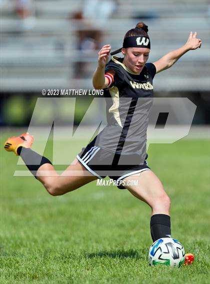 Thumbnail 3 in Warren Central vs Scecina photogallery.