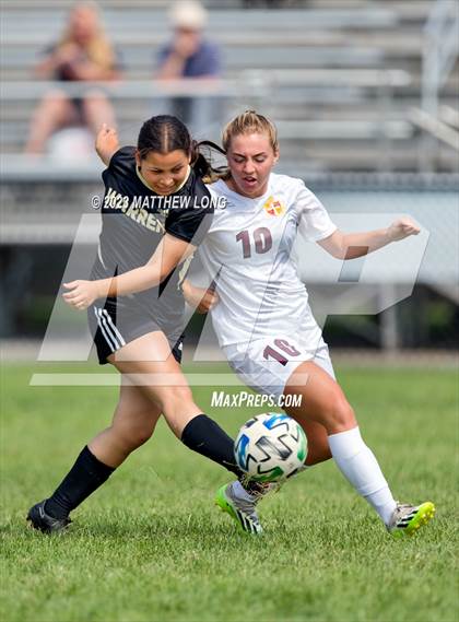 Thumbnail 3 in Warren Central vs Scecina photogallery.