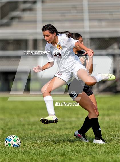 Thumbnail 3 in Warren Central vs Scecina photogallery.