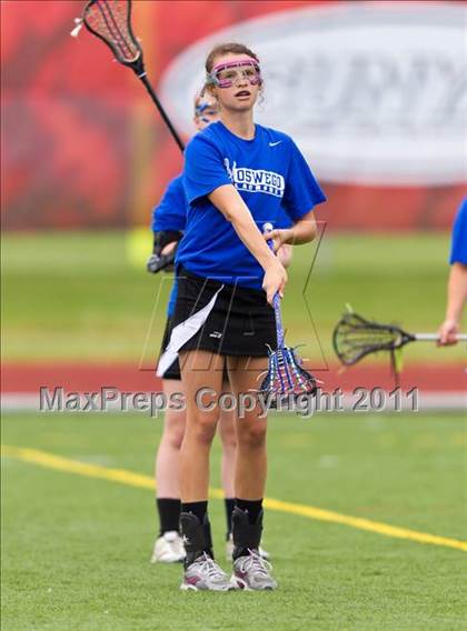 Thumbnail 2 in Oswego vs. Brighton (NYSPHSAA Class B Semifinal) photogallery.