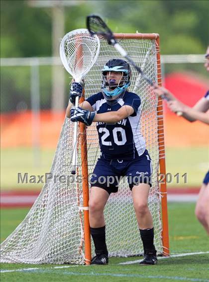 Thumbnail 2 in Oswego vs. Brighton (NYSPHSAA Class B Semifinal) photogallery.
