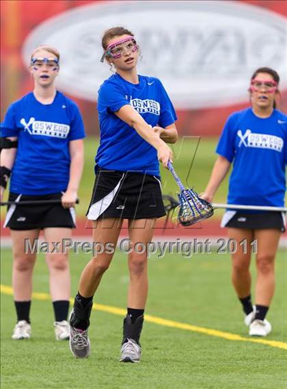 Thumbnail 1 in Oswego vs. Brighton (NYSPHSAA Class B Semifinal) photogallery.