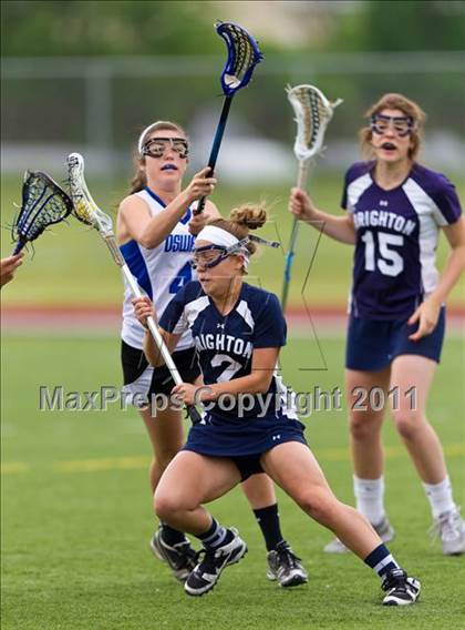 Thumbnail 2 in Oswego vs. Brighton (NYSPHSAA Class B Semifinal) photogallery.