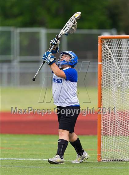 Thumbnail 3 in Oswego vs. Brighton (NYSPHSAA Class B Semifinal) photogallery.