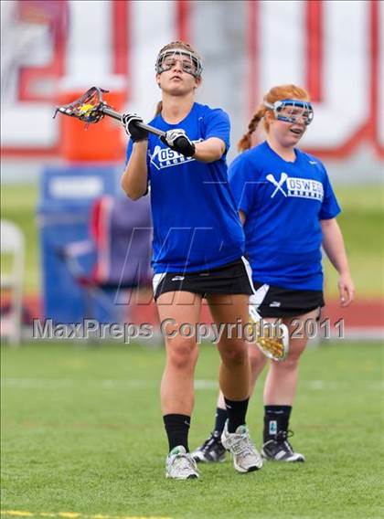Thumbnail 1 in Oswego vs. Brighton (NYSPHSAA Class B Semifinal) photogallery.