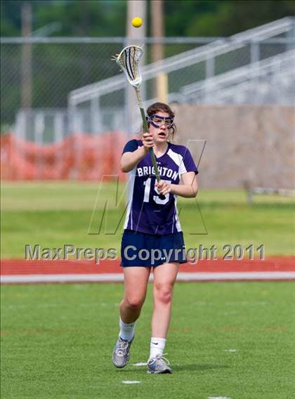 Thumbnail 3 in Oswego vs. Brighton (NYSPHSAA Class B Semifinal) photogallery.