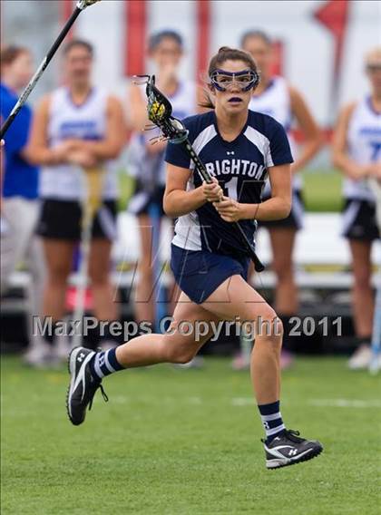 Thumbnail 3 in Oswego vs. Brighton (NYSPHSAA Class B Semifinal) photogallery.