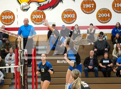 Thumbnail 1 in Detroit Country Day @ Lamphere photogallery.