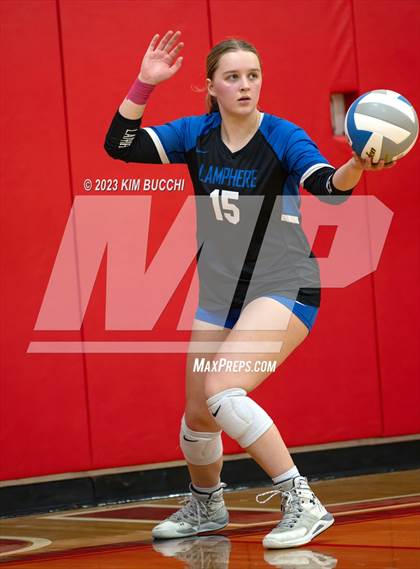 Thumbnail 3 in Detroit Country Day @ Lamphere photogallery.