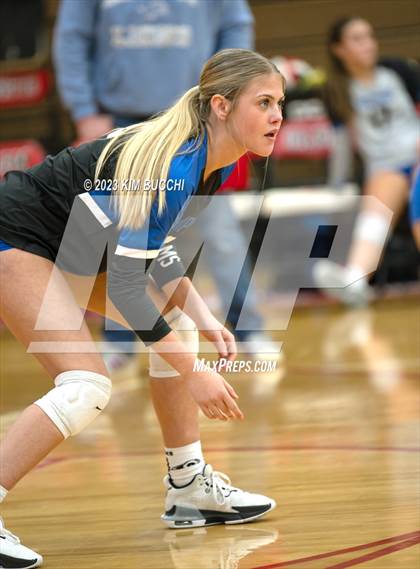 Thumbnail 3 in Detroit Country Day @ Lamphere photogallery.