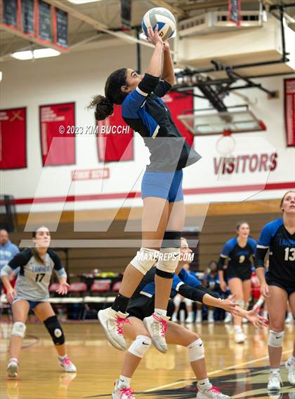 Thumbnail 2 in Detroit Country Day @ Lamphere photogallery.