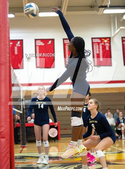 Thumbnail 2 in Detroit Country Day @ Lamphere photogallery.