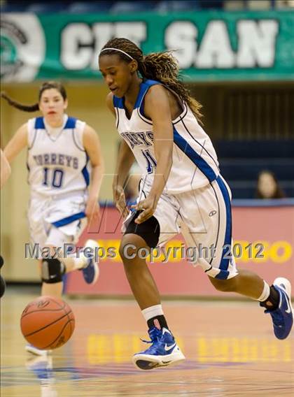 Thumbnail 2 in Bishop's vs La Jolla Country Day (CIF SDS D4 Final) photogallery.