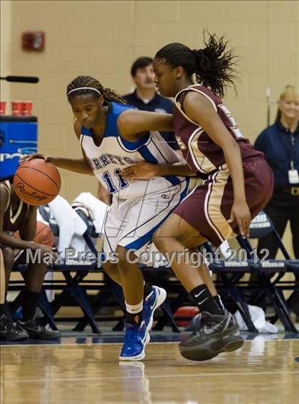 Thumbnail 3 in Bishop's vs La Jolla Country Day (CIF SDS D4 Final) photogallery.