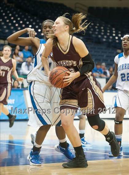 Thumbnail 2 in Bishop's vs La Jolla Country Day (CIF SDS D4 Final) photogallery.