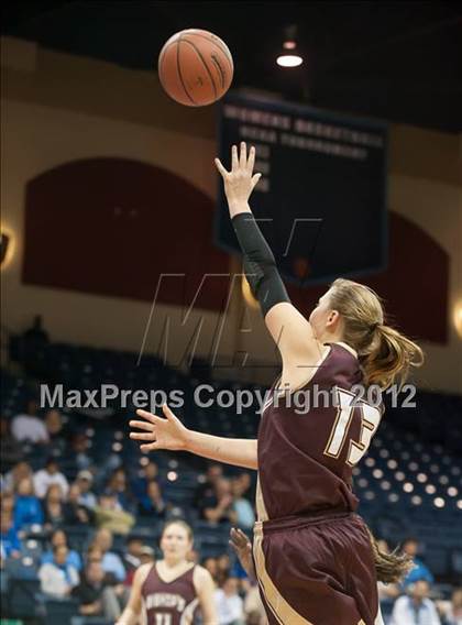 Thumbnail 3 in Bishop's vs La Jolla Country Day (CIF SDS D4 Final) photogallery.
