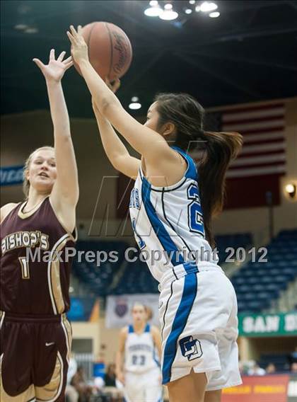 Thumbnail 1 in Bishop's vs La Jolla Country Day (CIF SDS D4 Final) photogallery.
