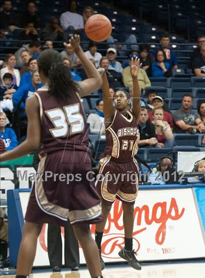 Thumbnail 1 in Bishop's vs La Jolla Country Day (CIF SDS D4 Final) photogallery.