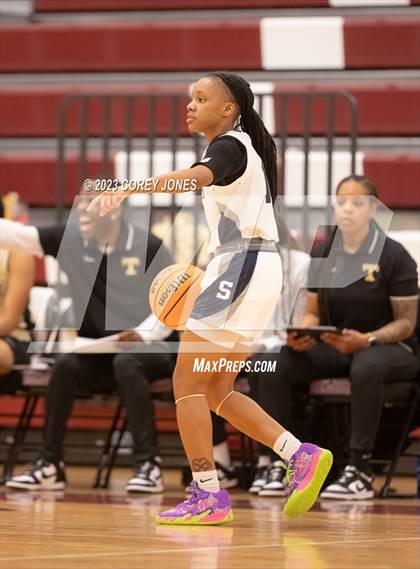 Thumbnail 1 in Thomson vs Statesboro (Hardwood Invitational) photogallery.
