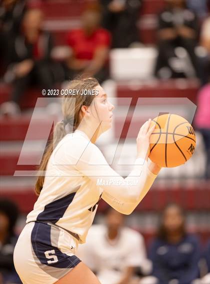 Thumbnail 1 in Thomson vs Statesboro (Hardwood Invitational) photogallery.