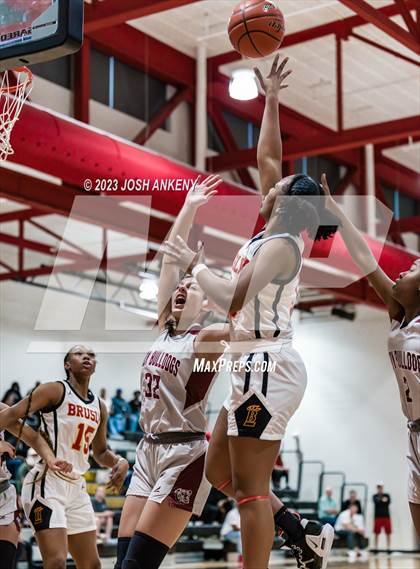 Thumbnail 1 in Jennings @ Brusly (LHSAA Division II Non-Select Round 3) photogallery.