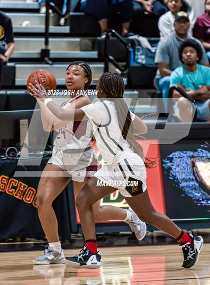 Thumbnail 3 in Jennings @ Brusly (LHSAA Division II Non-Select Round 3) photogallery.