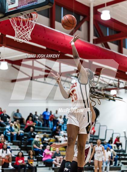 Thumbnail 1 in Jennings @ Brusly (LHSAA Division II Non-Select Round 3) photogallery.