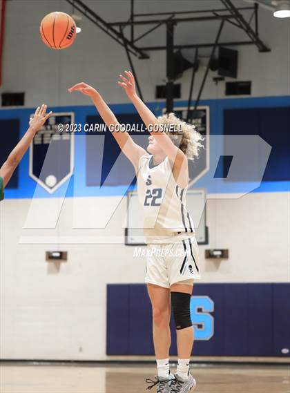 Thumbnail 1 in White Oak @ Swansboro photogallery.