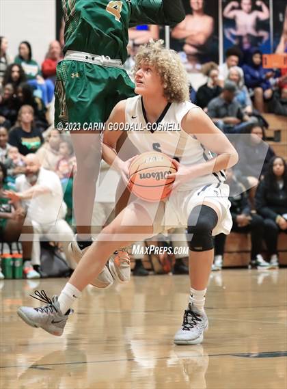 Thumbnail 3 in White Oak @ Swansboro photogallery.