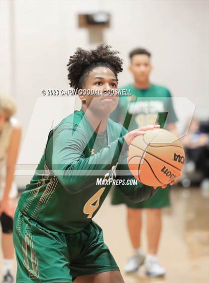 Thumbnail 3 in White Oak @ Swansboro photogallery.