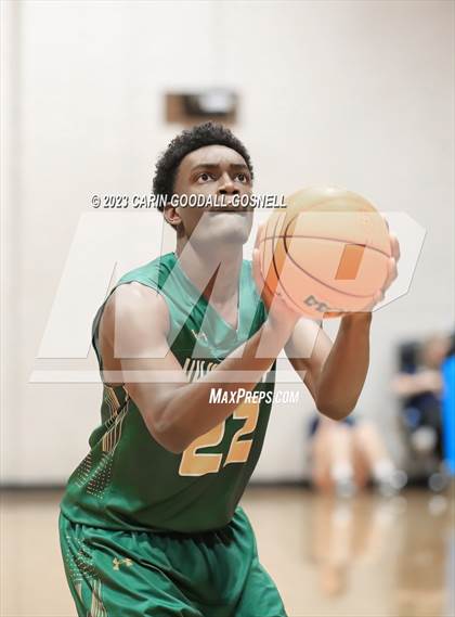 Thumbnail 3 in White Oak @ Swansboro photogallery.