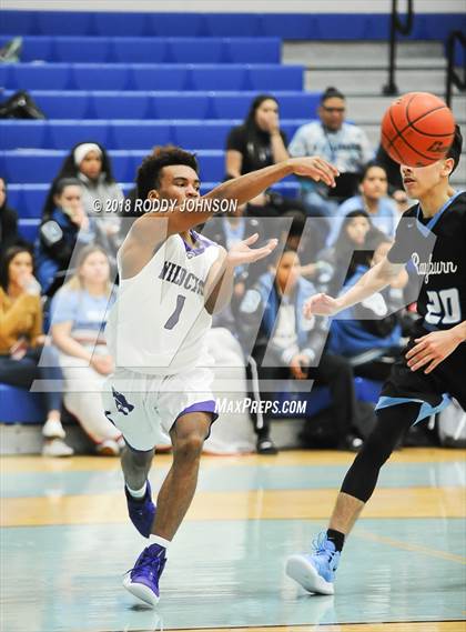Thumbnail 3 in Sam Rayburn vs. Angleton (McDonald's Texas Invitational) photogallery.