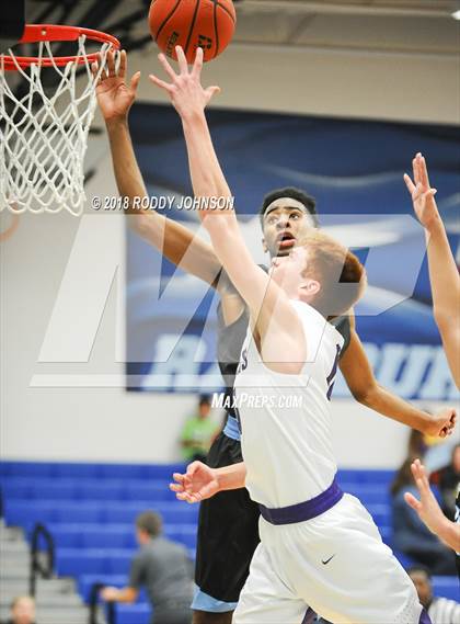Thumbnail 1 in Sam Rayburn vs. Angleton (McDonald's Texas Invitational) photogallery.