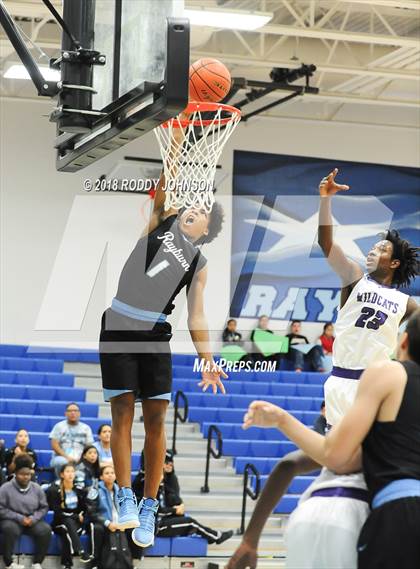 Thumbnail 2 in Sam Rayburn vs. Angleton (McDonald's Texas Invitational) photogallery.