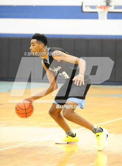 Thumbnail 2 in Sam Rayburn vs. Angleton (McDonald's Texas Invitational) photogallery.