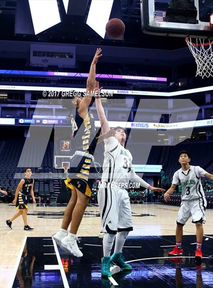 Thumbnail 2 in Elk Grove vs. El Camino photogallery.