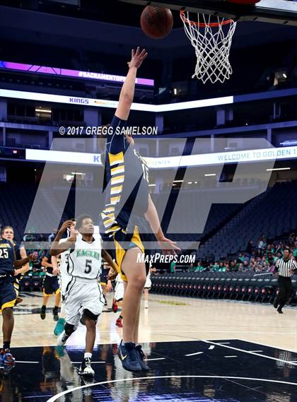 Thumbnail 1 in Elk Grove vs. El Camino photogallery.