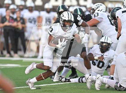 Thumbnail 3 in Vandegrift @ Cedar Park photogallery.