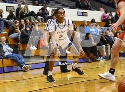 Thumbnail 3 in Hamilton Heights @ Muncie Central (Fieldhouse Classic)  photogallery.