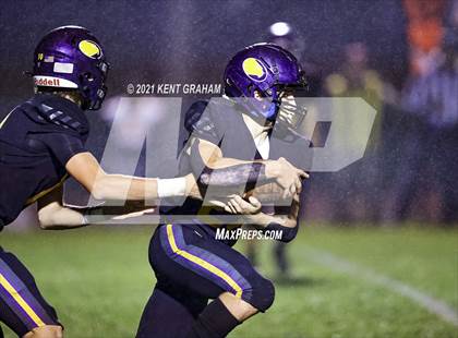 Thumbnail 2 in Hamilton Heights vs. Guerin Catholic (IHSAA Sectional Round 1 Playoff) photogallery.