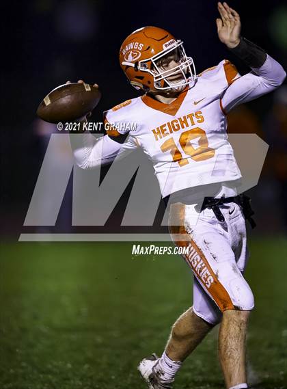 Thumbnail 3 in Hamilton Heights vs. Guerin Catholic (IHSAA Sectional Round 1 Playoff) photogallery.