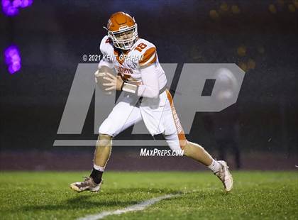 Thumbnail 1 in Hamilton Heights vs. Guerin Catholic (IHSAA Sectional Round 1 Playoff) photogallery.