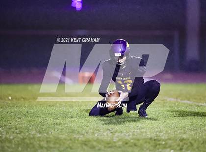 Thumbnail 2 in Hamilton Heights vs. Guerin Catholic (IHSAA Sectional Round 1 Playoff) photogallery.