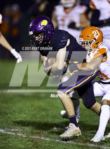 Thumbnail 1 in Hamilton Heights vs. Guerin Catholic (IHSAA Sectional Round 1 Playoff) photogallery.